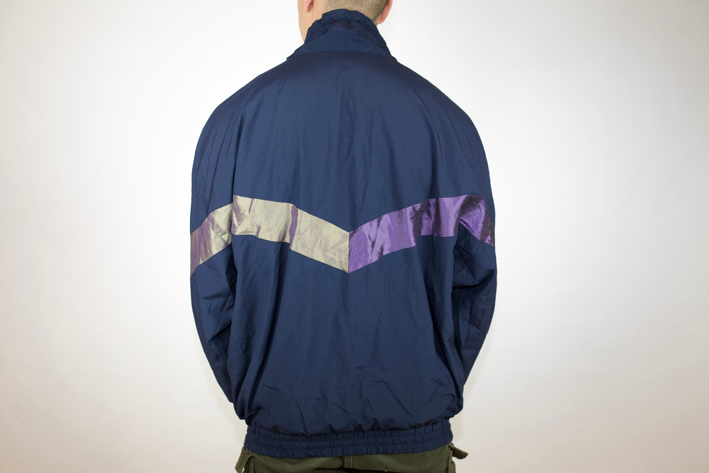 VINTAGE NAVY/PURPLE/GOLD FRED PERRY SPRAY JACKET (XL)
