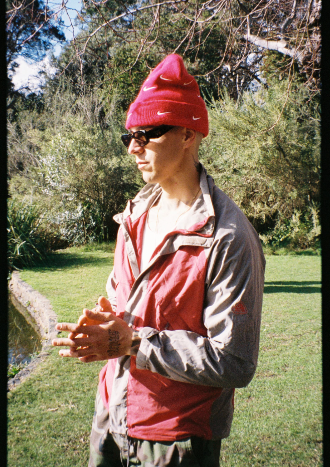 VINTAGE NIKE ACG RED GREY SPRAY STORM FIT OUTER LAYER '3' JACKET (L)