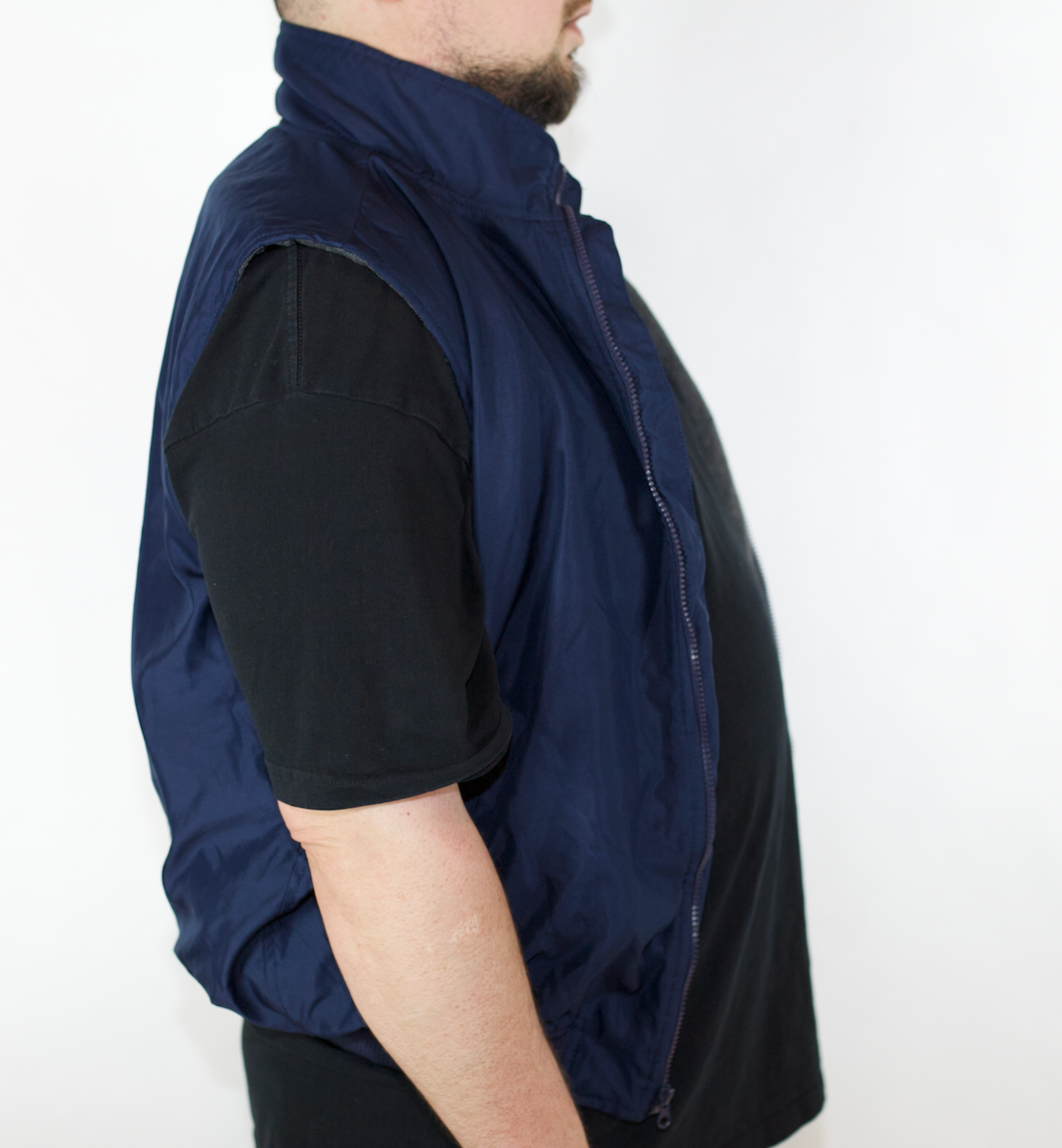 VINTAGE CHAPS NAVY VEST (L)