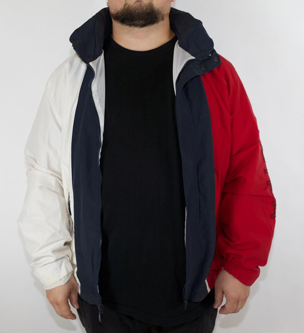 VINTAGE  NAUTICA NAVY RED WHITE SPRAY JACKET (XXL FITS XL-XXL)